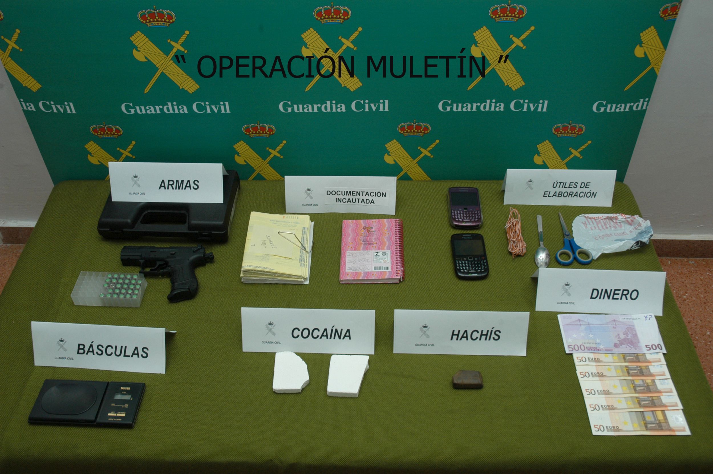 Detenidas cuatro personas por la Guardia Civil como presuntas autoras de un delito de tráfico de drogas